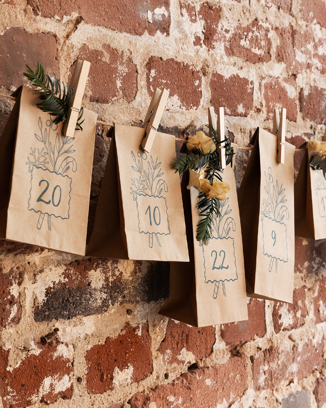 Snack & Süßigkeiten Adventskalender 2025