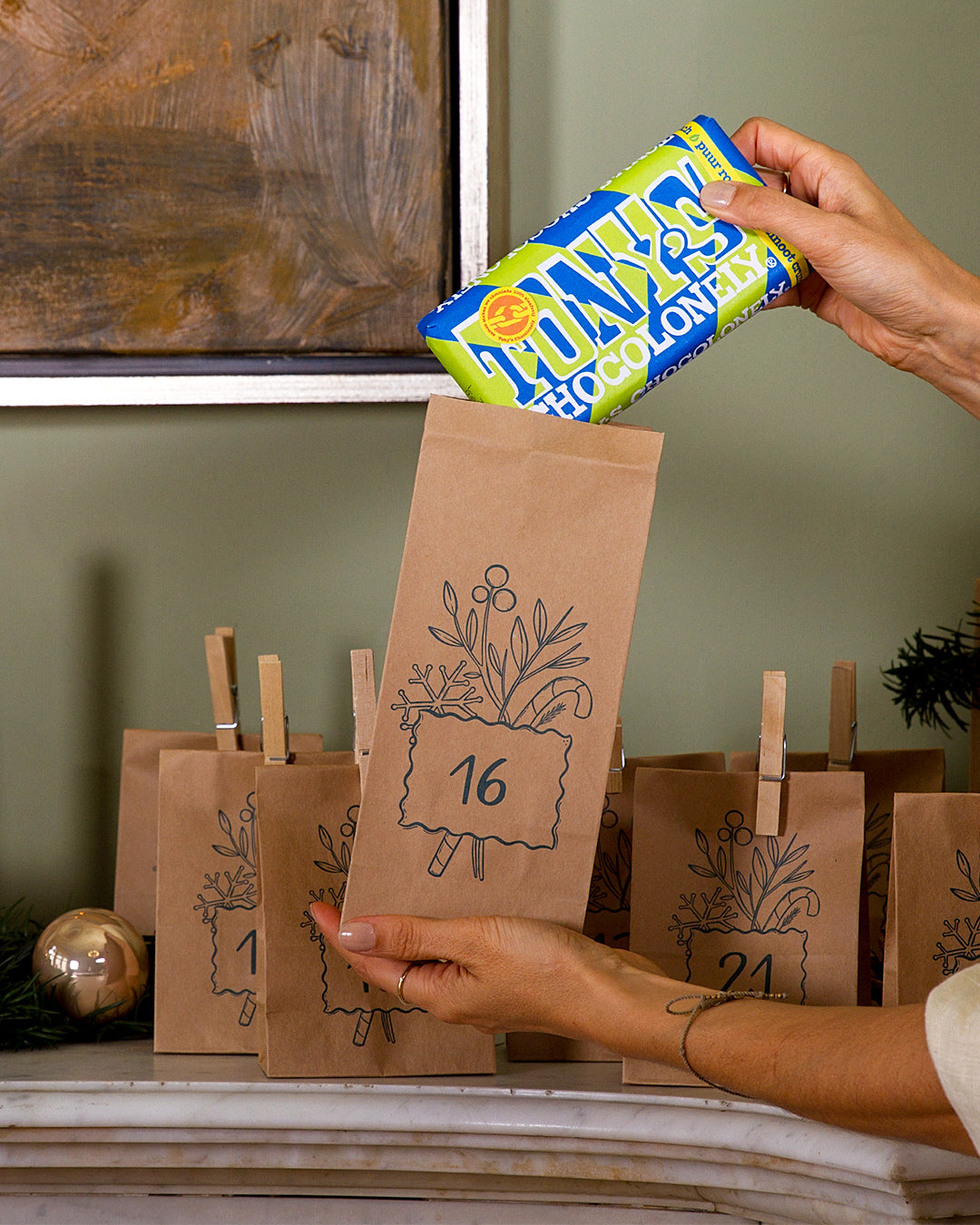 Veganer Schokoadventskalender Produktbeispiel Tony's Chocolonely